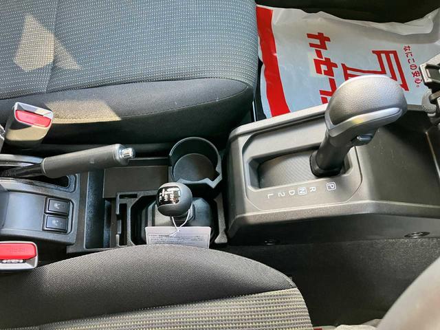 ジムニーシエラ JC 4WD 禁煙車 フルセグナビ バックカメラ 頸部衝突緩和ヘッドレスト クルーズコントロール 衝突被害軽減ブレーキ アクセル踏み間違い防止装置 障害物センサー(7枚目)