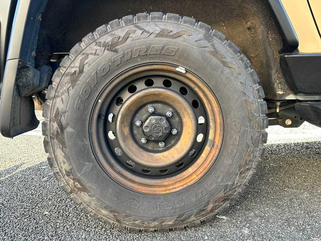 FJクルーザー ベースグレード 禁煙車 純正フルセグナビ バックカメラ CD/DVD サイドエアバッグ カーテンエアバッグ 障害物センサー(10枚目)