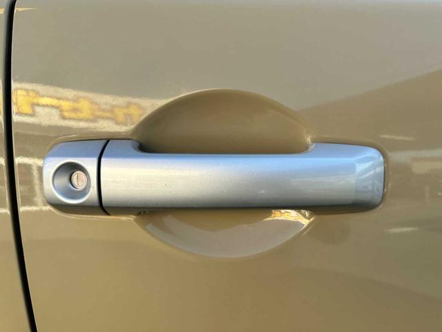 FJクルーザー ベースグレード 禁煙車 純正フルセグナビ バックカメラ CD/DVD サイドエアバッグ カーテンエアバッグ 障害物センサー(15枚目)