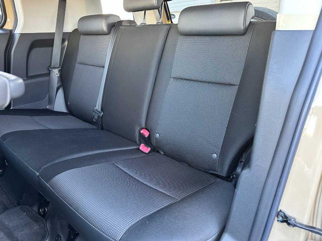 FJクルーザー ベースグレード 禁煙車 純正フルセグナビ バックカメラ CD/DVD サイドエアバッグ カーテンエアバッグ 障害物センサー(24枚目)