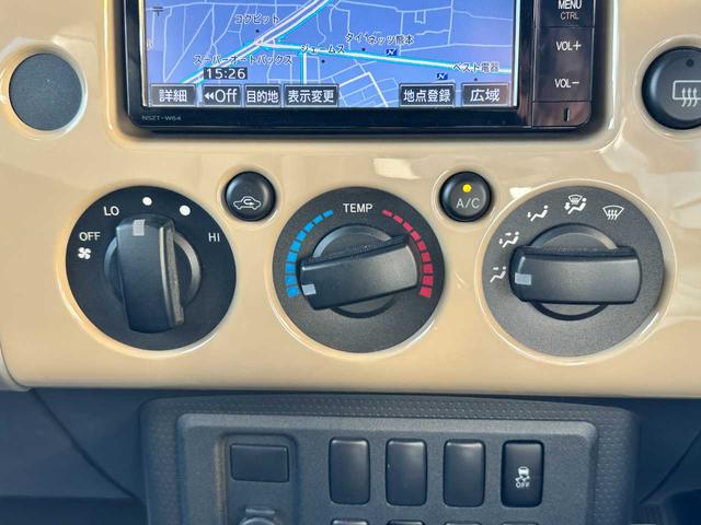 FJクルーザー ベースグレード 禁煙車 純正フルセグナビ バックカメラ CD/DVD サイドエアバッグ カーテンエアバッグ 障害物センサー(36枚目)