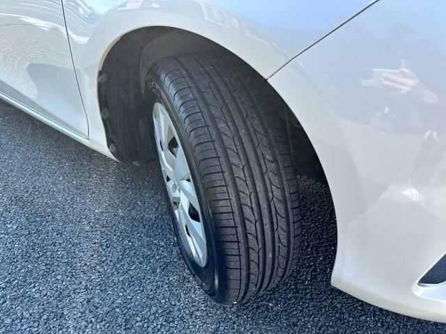 ヴィッツ ハイブリッドＵ　禁煙車　フルセグＴＶ　Ｂｌｕｅｔｏｏｔｈ　ＣＤ／ＤＶＤ　バックカメラ　ＥＴＣ　ドライブレコーダー前後　クルーズコントロール　運転席・助手席エアバッグ　衝突被害軽減ブレーキ　レーンキープアシスト（9枚目）