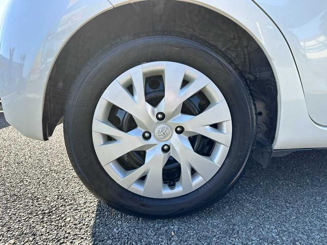 ヴィッツ ハイブリッドＵ　禁煙車　フルセグＴＶ　Ｂｌｕｅｔｏｏｔｈ　ＣＤ／ＤＶＤ　バックカメラ　ＥＴＣ　ドライブレコーダー前後　クルーズコントロール　運転席・助手席エアバッグ　衝突被害軽減ブレーキ　レーンキープアシスト（10枚目）