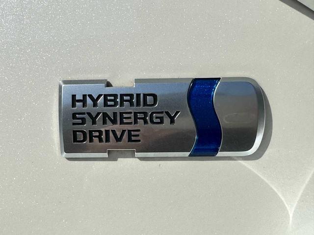 ヴィッツ ハイブリッドＵ　禁煙車　フルセグＴＶ　Ｂｌｕｅｔｏｏｔｈ　ＣＤ／ＤＶＤ　バックカメラ　ＥＴＣ　ドライブレコーダー前後　クルーズコントロール　運転席・助手席エアバッグ　衝突被害軽減ブレーキ　レーンキープアシスト（13枚目）