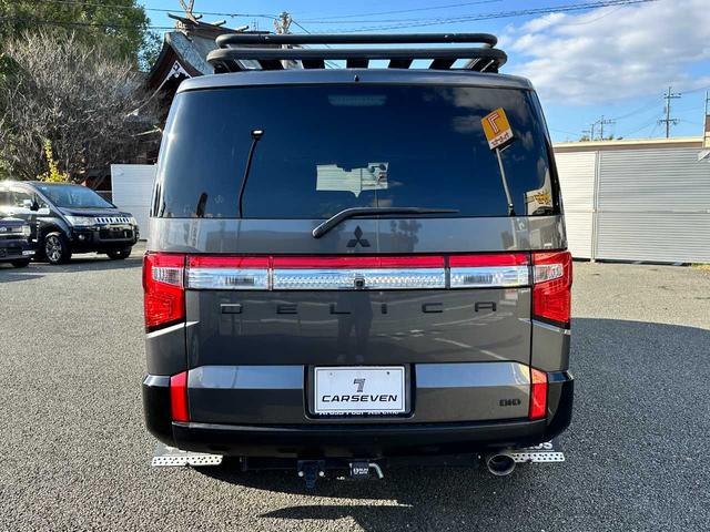 デリカＤ：５ Ｐ　禁煙車　フルセグＴＶ　全方位バックカメラ　Ｂｌｕｅｔｏｏｔｈ　後席モニター　アダプティブクルーズコントロール　衝突被害軽減ブレーキ　アクセル踏み間違い防止装置　両側電動スライドドア（6枚目）