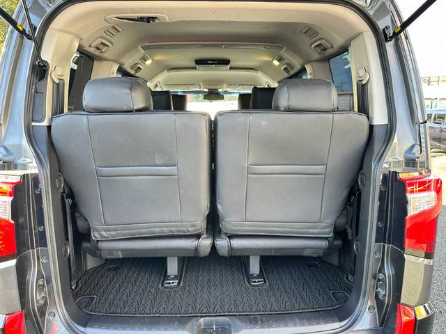 デリカＤ：５ Ｐ　禁煙車　フルセグＴＶ　全方位バックカメラ　Ｂｌｕｅｔｏｏｔｈ　後席モニター　アダプティブクルーズコントロール　衝突被害軽減ブレーキ　アクセル踏み間違い防止装置　両側電動スライドドア（32枚目）