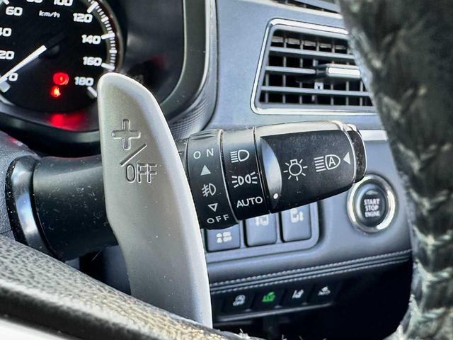 デリカＤ：５ Ｐ　禁煙車　フルセグＴＶ　全方位バックカメラ　Ｂｌｕｅｔｏｏｔｈ　後席モニター　アダプティブクルーズコントロール　衝突被害軽減ブレーキ　アクセル踏み間違い防止装置　両側電動スライドドア（40枚目）