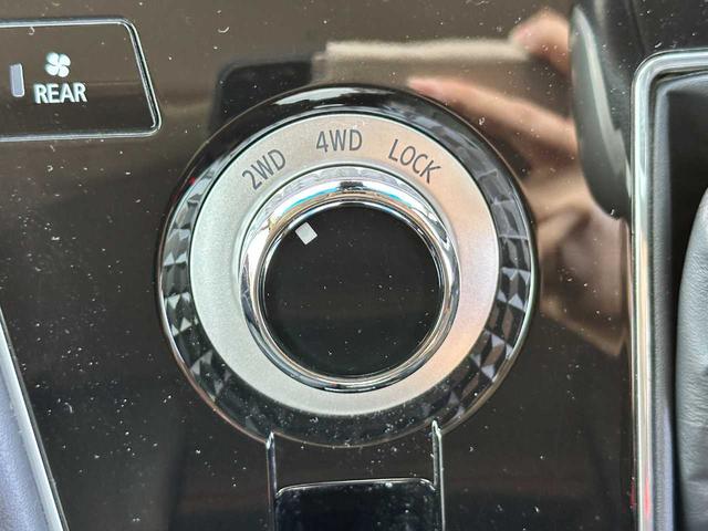 デリカＤ：５ Ｐ　禁煙車　フルセグＴＶ　全方位バックカメラ　Ｂｌｕｅｔｏｏｔｈ　後席モニター　アダプティブクルーズコントロール　衝突被害軽減ブレーキ　アクセル踏み間違い防止装置　両側電動スライドドア（48枚目）