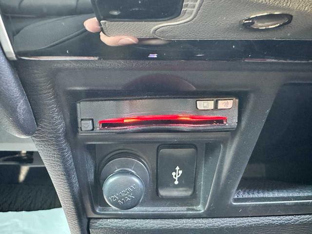 デリカＤ：５ Ｐ　禁煙車　フルセグＴＶ　全方位バックカメラ　Ｂｌｕｅｔｏｏｔｈ　後席モニター　アダプティブクルーズコントロール　衝突被害軽減ブレーキ　アクセル踏み間違い防止装置　両側電動スライドドア（51枚目）