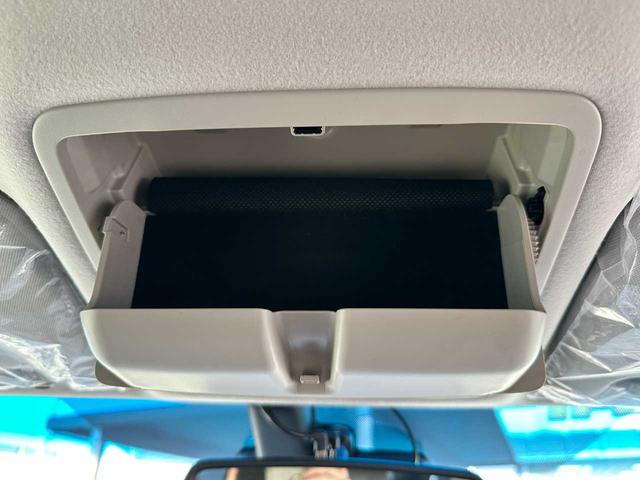 デリカＤ：５ Ｐ　禁煙車　フルセグＴＶ　全方位バックカメラ　Ｂｌｕｅｔｏｏｔｈ　後席モニター　アダプティブクルーズコントロール　衝突被害軽減ブレーキ　アクセル踏み間違い防止装置　両側電動スライドドア（63枚目）