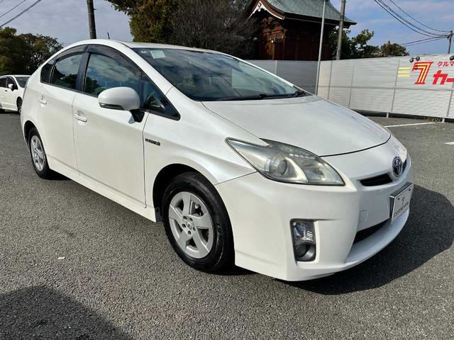 プリウス S 禁煙車 SDナビ ワンセグTV ETC 運転席・助手席エアバッグ サイドエアバッグ カーテンエアバッグ(3枚目)