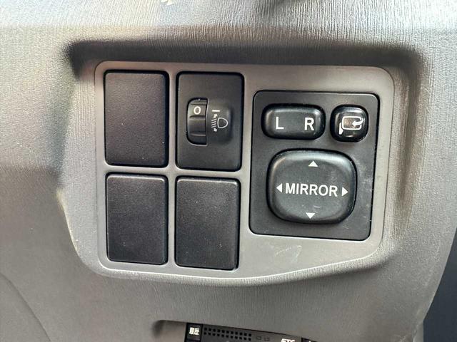 プリウス S 禁煙車 SDナビ ワンセグTV ETC 運転席・助手席エアバッグ サイドエアバッグ カーテンエアバッグ(43枚目)