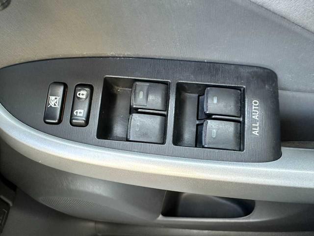 プリウス S 禁煙車 SDナビ ワンセグTV ETC 運転席・助手席エアバッグ サイドエアバッグ カーテンエアバッグ(45枚目)