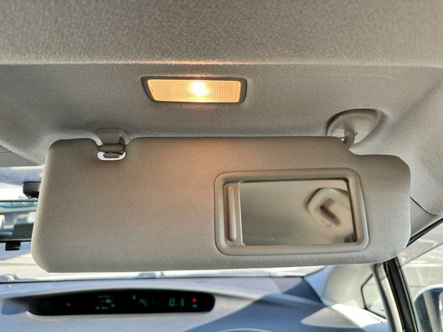 プリウス S 禁煙車 SDナビ ワンセグTV ETC 運転席・助手席エアバッグ サイドエアバッグ カーテンエアバッグ(53枚目)