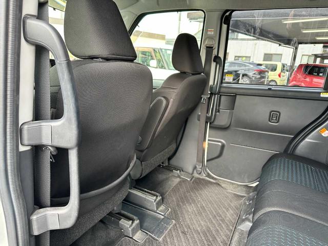 ルーミー カスタムＧ　禁煙車　ＥＴＣ　バックカメラ　フルセグＴＶ　Ｂｌｕｅｔｏｏｔｈ　アダプティブクルーズコントロール　障害物センサー　衝突被害軽減ブレーキ　アクセル踏み間違い防止装置（25枚目）