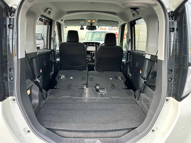 ルーミー カスタムＧ　禁煙車　ＥＴＣ　バックカメラ　フルセグＴＶ　Ｂｌｕｅｔｏｏｔｈ　アダプティブクルーズコントロール　障害物センサー　衝突被害軽減ブレーキ　アクセル踏み間違い防止装置（28枚目）