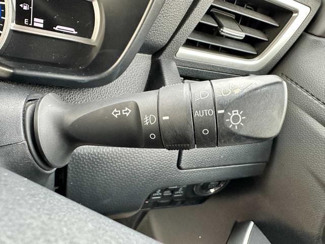 ルーミー カスタムＧ　禁煙車　ＥＴＣ　バックカメラ　フルセグＴＶ　Ｂｌｕｅｔｏｏｔｈ　アダプティブクルーズコントロール　障害物センサー　衝突被害軽減ブレーキ　アクセル踏み間違い防止装置（36枚目）