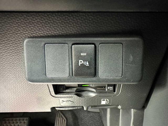 ルーミー カスタムＧ　禁煙車　ＥＴＣ　バックカメラ　フルセグＴＶ　Ｂｌｕｅｔｏｏｔｈ　アダプティブクルーズコントロール　障害物センサー　衝突被害軽減ブレーキ　アクセル踏み間違い防止装置（45枚目）