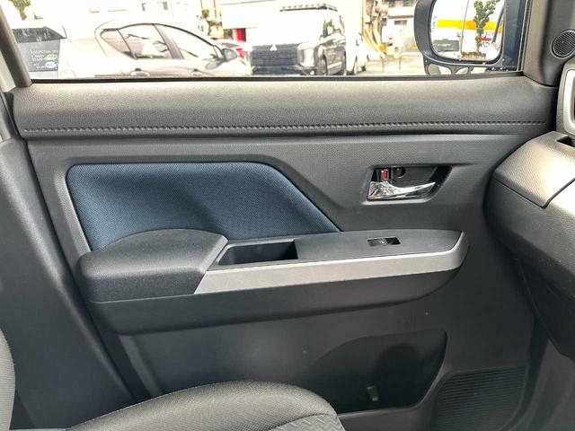 ルーミー カスタムＧ　禁煙車　ＥＴＣ　バックカメラ　フルセグＴＶ　Ｂｌｕｅｔｏｏｔｈ　アダプティブクルーズコントロール　障害物センサー　衝突被害軽減ブレーキ　アクセル踏み間違い防止装置（51枚目）