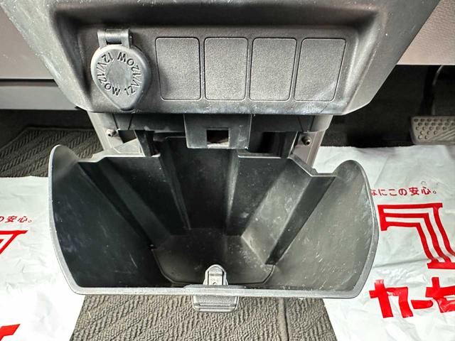 ルーミー カスタムＧ　禁煙車　ＥＴＣ　バックカメラ　フルセグＴＶ　Ｂｌｕｅｔｏｏｔｈ　アダプティブクルーズコントロール　障害物センサー　衝突被害軽減ブレーキ　アクセル踏み間違い防止装置（60枚目）