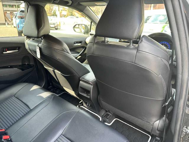 カローラツーリング ハイブリッド　ダブルバイビー　禁煙車　ディスプレイオーディオ　Ｂｌｕｅｔｏｏｔｈ　バックカメラ　ＥＴＣ　ドラレコ前後　衝突被害軽減ブレーキ　障害物センサー　アクセル踏み間違い防止装置　レーンキープアシスト（26枚目）