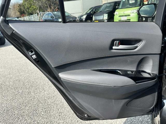 カローラツーリング ハイブリッド　ダブルバイビー　禁煙車　ディスプレイオーディオ　Ｂｌｕｅｔｏｏｔｈ　バックカメラ　ＥＴＣ　ドラレコ前後　衝突被害軽減ブレーキ　障害物センサー　アクセル踏み間違い防止装置　レーンキープアシスト（30枚目）