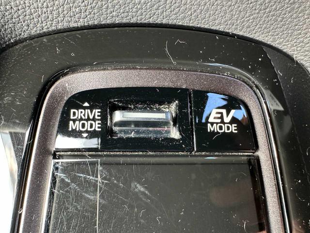 カローラツーリング ハイブリッド　ダブルバイビー　禁煙車　ディスプレイオーディオ　Ｂｌｕｅｔｏｏｔｈ　バックカメラ　ＥＴＣ　ドラレコ前後　衝突被害軽減ブレーキ　障害物センサー　アクセル踏み間違い防止装置　レーンキープアシスト（46枚目）