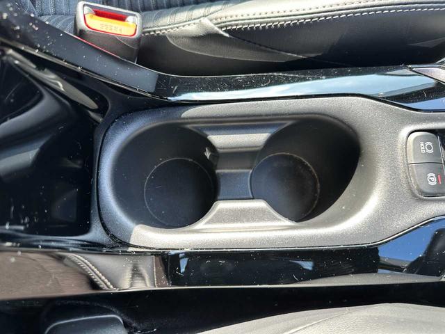 カローラツーリング ハイブリッド　ダブルバイビー　禁煙車　ディスプレイオーディオ　Ｂｌｕｅｔｏｏｔｈ　バックカメラ　ＥＴＣ　ドラレコ前後　衝突被害軽減ブレーキ　障害物センサー　アクセル踏み間違い防止装置　レーンキープアシスト（58枚目）
