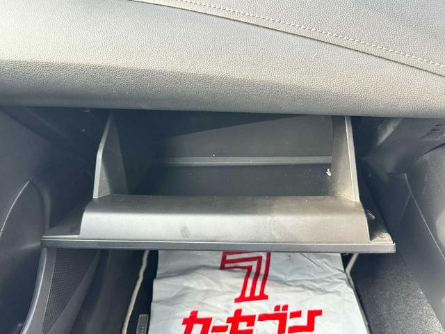 カローラツーリング ハイブリッド　ダブルバイビー　禁煙車　ディスプレイオーディオ　Ｂｌｕｅｔｏｏｔｈ　バックカメラ　ＥＴＣ　ドラレコ前後　衝突被害軽減ブレーキ　障害物センサー　アクセル踏み間違い防止装置　レーンキープアシスト（61枚目）