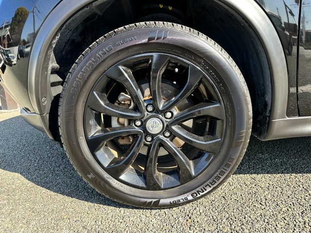 ジューク １５ＲＸ　Ｖセレクション　禁煙車　純正ナビ　フルセグＴＶ　全周囲バックカメラ　Ｂｌｕｅｔｏｏｔｈ　ＣＤ／ＤＶＤ　ＥＴＣ　ドラレコ　衝突被害軽減ブレーキ　レーンキープアシスト　オートマチックハイビーム　ＫＭＧ認定保証（12枚目）