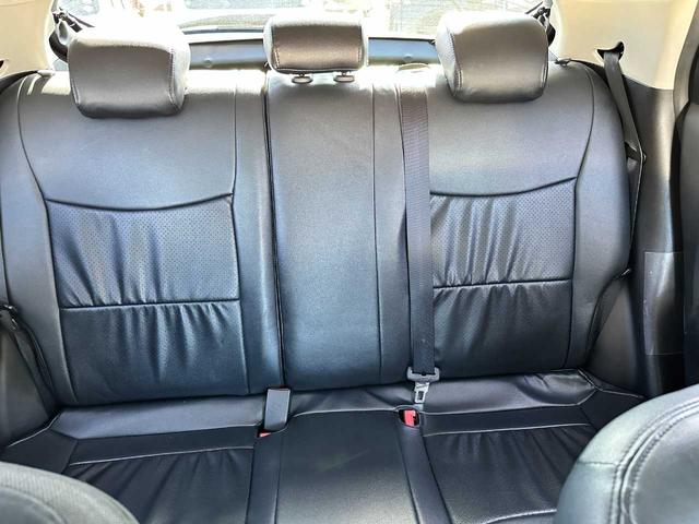 ジューク １５ＲＸ　Ｖセレクション　禁煙車　純正ナビ　フルセグＴＶ　全周囲バックカメラ　Ｂｌｕｅｔｏｏｔｈ　ＣＤ／ＤＶＤ　ＥＴＣ　ドラレコ　衝突被害軽減ブレーキ　レーンキープアシスト　オートマチックハイビーム　ＫＭＧ認定保証（30枚目）