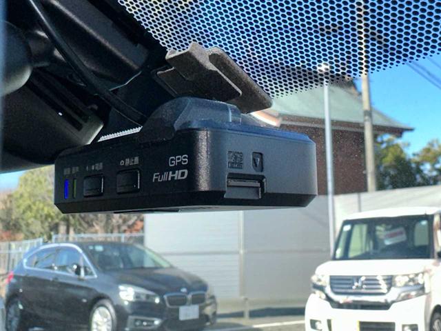 ジューク １５ＲＸ　Ｖセレクション　禁煙車　純正ナビ　フルセグＴＶ　全周囲バックカメラ　Ｂｌｕｅｔｏｏｔｈ　ＣＤ／ＤＶＤ　ＥＴＣ　ドラレコ　衝突被害軽減ブレーキ　レーンキープアシスト　オートマチックハイビーム　ＫＭＧ認定保証（52枚目）