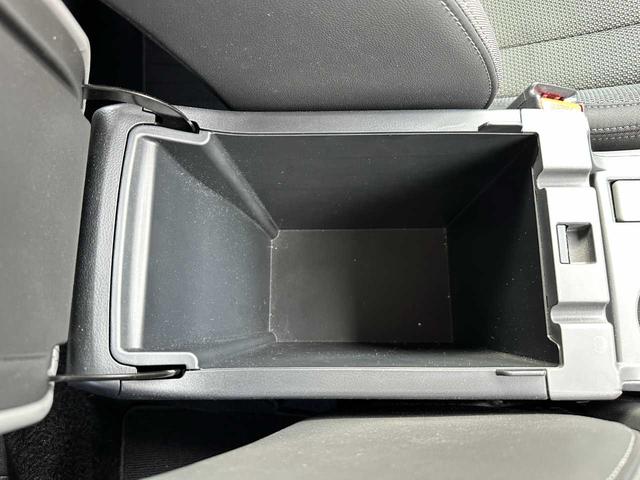 �y�f�B�[���[�̎Ԃ͍����H�z���͂���Ȃ��ƂȂ���ł��I�f�B�[���[�̓I�[�N�V�����Ȃǂ��g�킸�A���ЂŎԂ��d����Ă���̂ň�����ł�������ɏ���p�����m�ň����̂ŁA���z�Ŕ�r���Ă݂Ă��������ˁ�