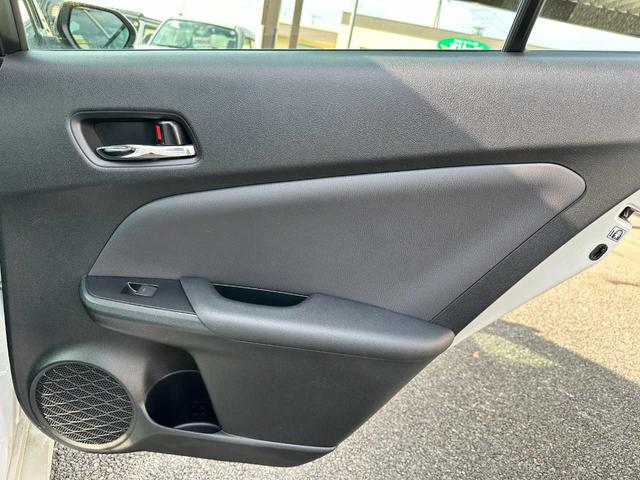 プリウス Aツーリングセレクション 禁煙車 フルセグTV バックカメラ Bluetooth CD/DVD ETC 衝突被害軽減ブレーキ 障害物センサー ブラインドスポットモニター 電動シート パーキングアシスト(24枚目)