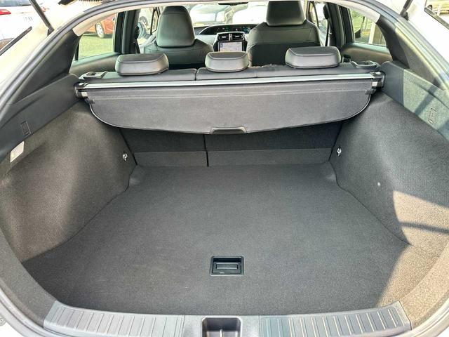プリウス Aツーリングセレクション 禁煙車 フルセグTV バックカメラ Bluetooth CD/DVD ETC 衝突被害軽減ブレーキ 障害物センサー ブラインドスポットモニター 電動シート パーキングアシスト(25枚目)