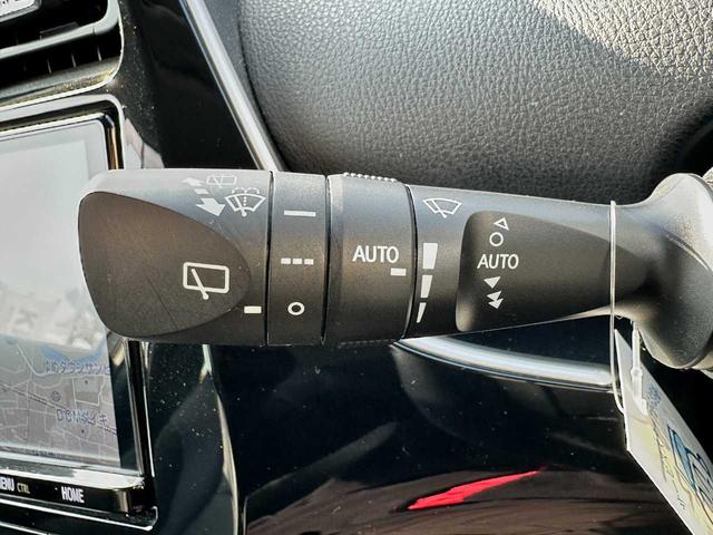 プリウス Aツーリングセレクション 禁煙車 フルセグTV バックカメラ Bluetooth CD/DVD ETC 衝突被害軽減ブレーキ 障害物センサー ブラインドスポットモニター 電動シート パーキングアシスト(44枚目)
