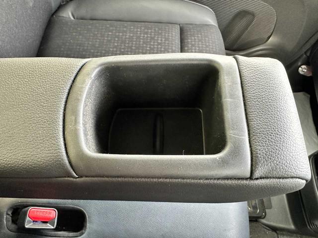 �y�f�B�[���[�̎Ԃ͍����H�z���͂���Ȃ��ƂȂ���ł��I�f�B�[���[�̓I�[�N�V�����Ȃǂ��g�킸�A���ЂŎԂ��d����Ă���̂ň�����ł�������ɏ���p�����m�ň����̂ŁA���z�Ŕ�r���Ă݂Ă��������ˁ�