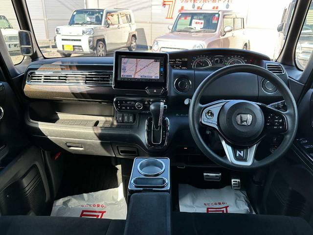 Ｎ－ＢＯＸカスタム Ｇ・Ｌホンダセンシング　禁煙車　ナビ　フルセグＴＶ　Ｂｌｕｅｔｏｏｔｈ　ＣＤ／ＤＶＤ　バックカメラ　ＥＴＣ　衝突被害軽減ブレーキ　横滑り防止装置　レーンキープアシスト　アクセル踏み間違い防止装置　両側スライド片側電動ドア（33枚目）