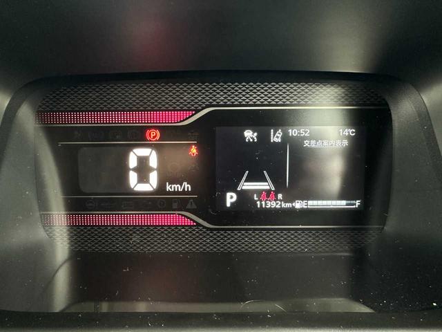 スペーシアカスタム ハイブリッドＧＳ　スズキコネクト対応通信機装着車　禁煙車　マルチアラウンドモニター　フルセグＴＶ　Ｂｌｕｅｔｏｏｔｈ　ＣＤ／ＤＶＤ　ドライブレコーダー　衝突被害軽減ブレーキ　障害物センサー　アクセル踏み間違い防止装置（36枚目）