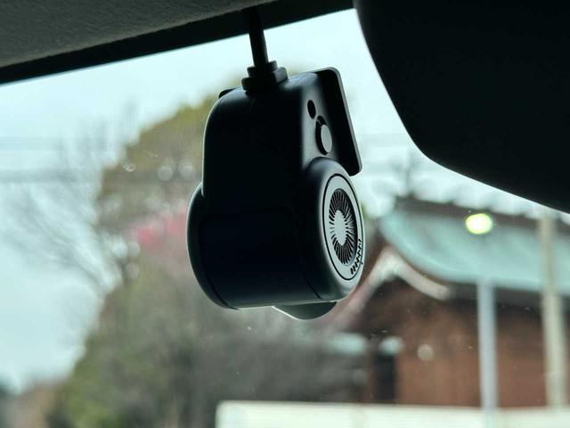 スペーシアカスタム ハイブリッドＧＳ　スズキコネクト対応通信機装着車　禁煙車　マルチアラウンドモニター　フルセグＴＶ　Ｂｌｕｅｔｏｏｔｈ　ＣＤ／ＤＶＤ　ドライブレコーダー　衝突被害軽減ブレーキ　障害物センサー　アクセル踏み間違い防止装置（54枚目）