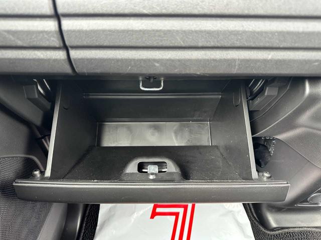 スペーシアカスタム ハイブリッドＧＳ　スズキコネクト対応通信機装着車　禁煙車　マルチアラウンドモニター　フルセグＴＶ　Ｂｌｕｅｔｏｏｔｈ　ＣＤ／ＤＶＤ　ドライブレコーダー　衝突被害軽減ブレーキ　障害物センサー　アクセル踏み間違い防止装置（63枚目）