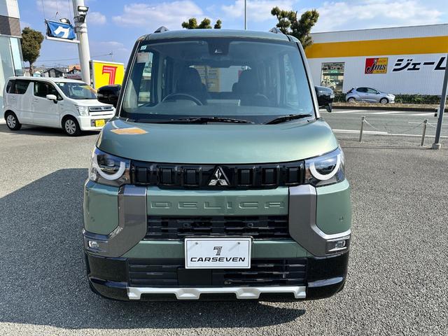 デリカミニ Ｔ　運転席助手席エアバッグ　ＬＥＤヘッドランプ　バックモニター　ルーフレール　コーナーセンサー　フルオートエアコン　前席シートヒーター　キーフリーシステム　盗難防止　ｉストップ　ベンチシート　スマートキー（6枚目）