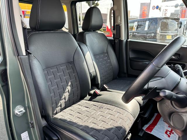 デリカミニ Ｔ　運転席助手席エアバッグ　ＬＥＤヘッドランプ　バックモニター　ルーフレール　コーナーセンサー　フルオートエアコン　前席シートヒーター　キーフリーシステム　盗難防止　ｉストップ　ベンチシート　スマートキー（8枚目）