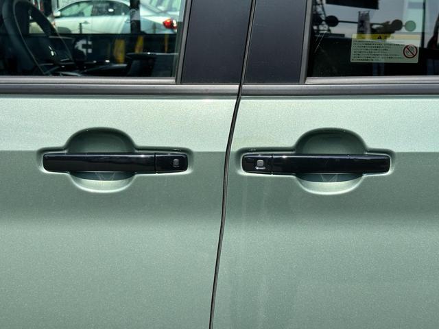 デリカミニ Ｔ　運転席助手席エアバッグ　ＬＥＤヘッドランプ　バックモニター　ルーフレール　コーナーセンサー　フルオートエアコン　前席シートヒーター　キーフリーシステム　盗難防止　ｉストップ　ベンチシート　スマートキー（27枚目）