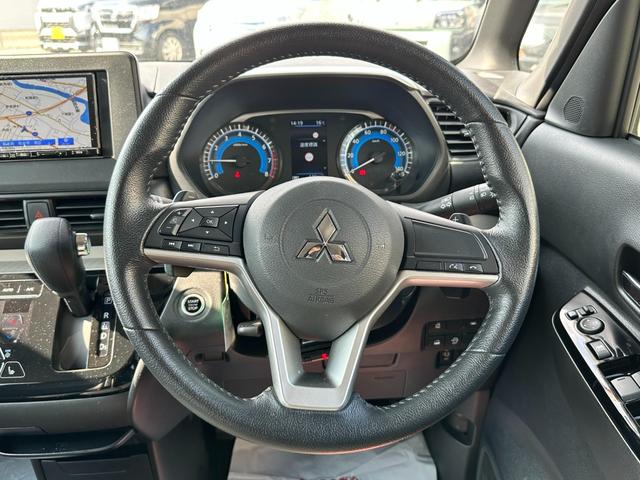 デリカミニ Ｔ　運転席助手席エアバッグ　ＬＥＤヘッドランプ　バックモニター　ルーフレール　コーナーセンサー　フルオートエアコン　前席シートヒーター　キーフリーシステム　盗難防止　ｉストップ　ベンチシート　スマートキー（35枚目）