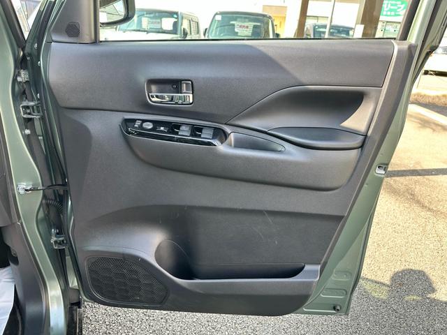 デリカミニ Ｔ　運転席助手席エアバッグ　ＬＥＤヘッドランプ　バックモニター　ルーフレール　コーナーセンサー　フルオートエアコン　前席シートヒーター　キーフリーシステム　盗難防止　ｉストップ　ベンチシート　スマートキー（49枚目）