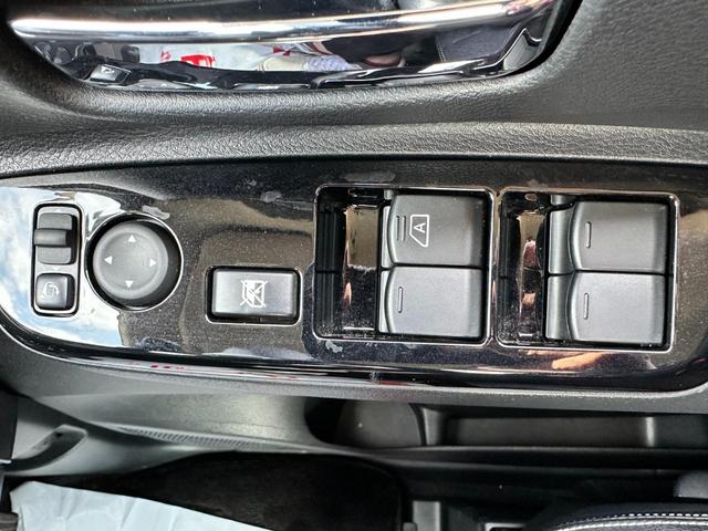 デリカミニ Ｔ　運転席助手席エアバッグ　ＬＥＤヘッドランプ　バックモニター　ルーフレール　コーナーセンサー　フルオートエアコン　前席シートヒーター　キーフリーシステム　盗難防止　ｉストップ　ベンチシート　スマートキー（53枚目）