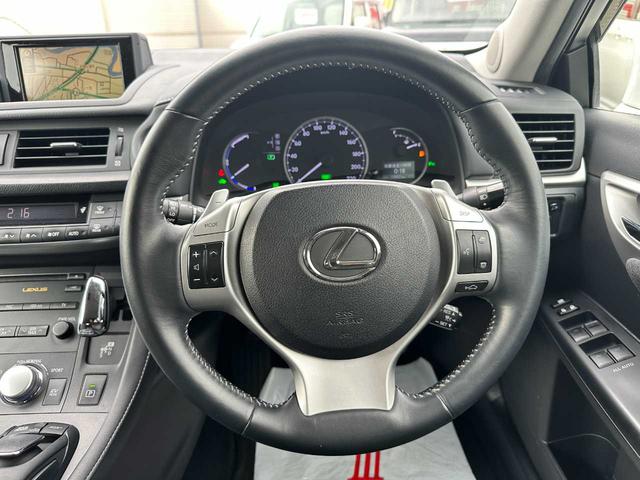 CT CT200h バージョンC 禁煙車 HDDナビ フルセグTV CD/DVD バックカメラ クルーズコントロール 頸部衝突緩和ヘッドレスト スマートキー パドルシフト フロントフォグランプ サイドエアバッグ(37枚目)