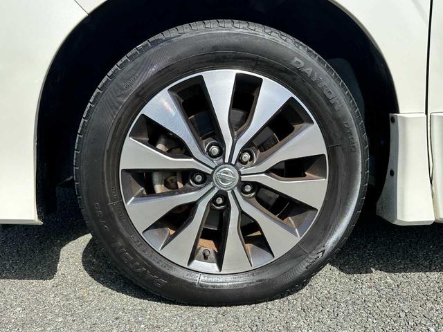 セレナ ハイウェイスター　禁煙車　ＫＭＧ認定保証　ナビ　フルセグＴＶ　バックカメラ　Ｂｌｕｅｔｏｏｔｈ　ＣＤ／ＤＶＤ　両側電動スライドドア　衝突被害軽減ブレーキ　レーンキープアシスト　ドライブレコーダー　ＥＴＣ　ウォークスルー（13枚目）