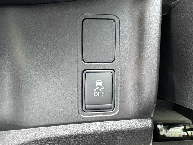 セレナ ハイウェイスター　禁煙車　ＫＭＧ認定保証　ナビ　フルセグＴＶ　バックカメラ　Ｂｌｕｅｔｏｏｔｈ　ＣＤ／ＤＶＤ　両側電動スライドドア　衝突被害軽減ブレーキ　レーンキープアシスト　ドライブレコーダー　ＥＴＣ　ウォークスルー（50枚目）